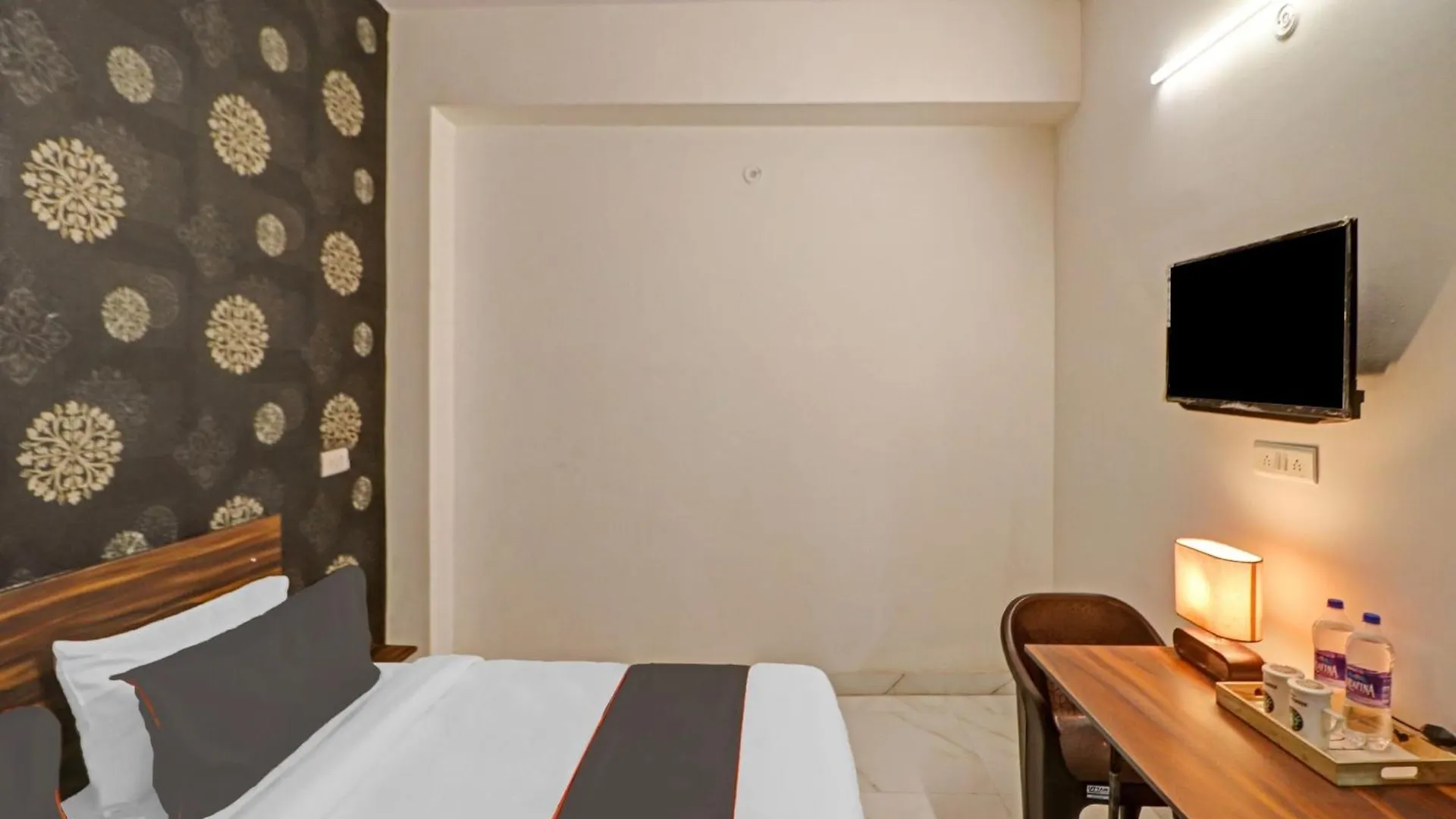 Hotel O Town Plaza Delhi